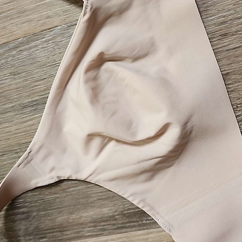 LULULEMON WIRELESS BRA - Picture 13 of 14